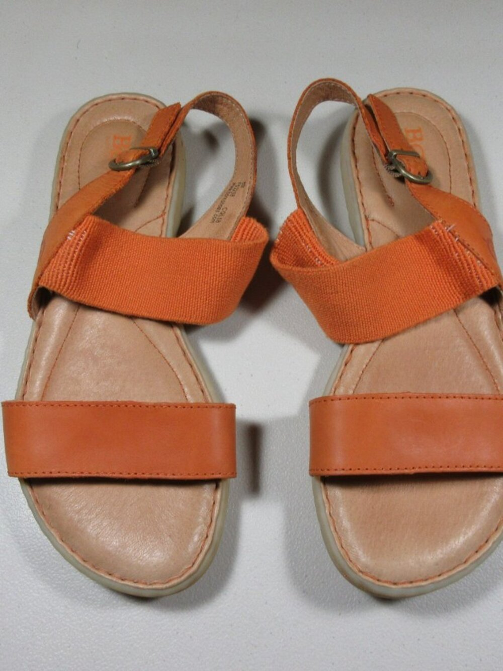 Born womens orange Tusayan flat slingback sandals 8 M